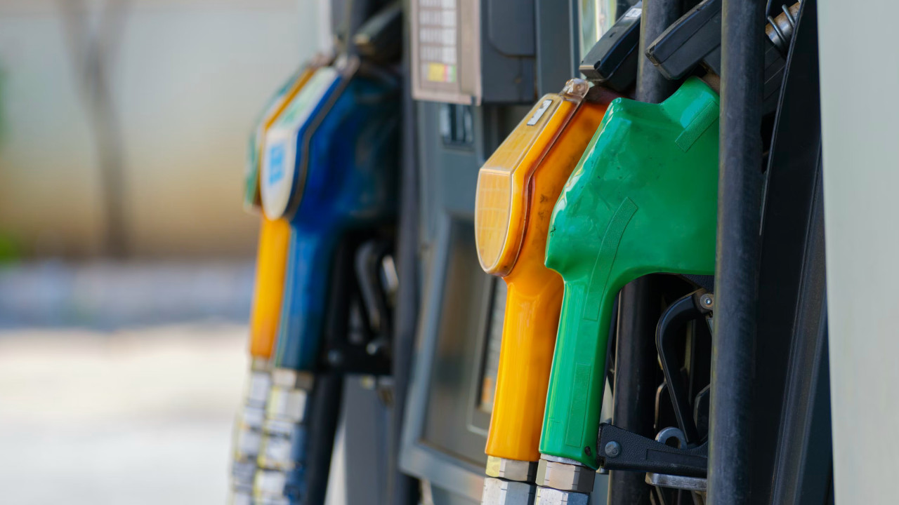 Akaryakıta rekor zam