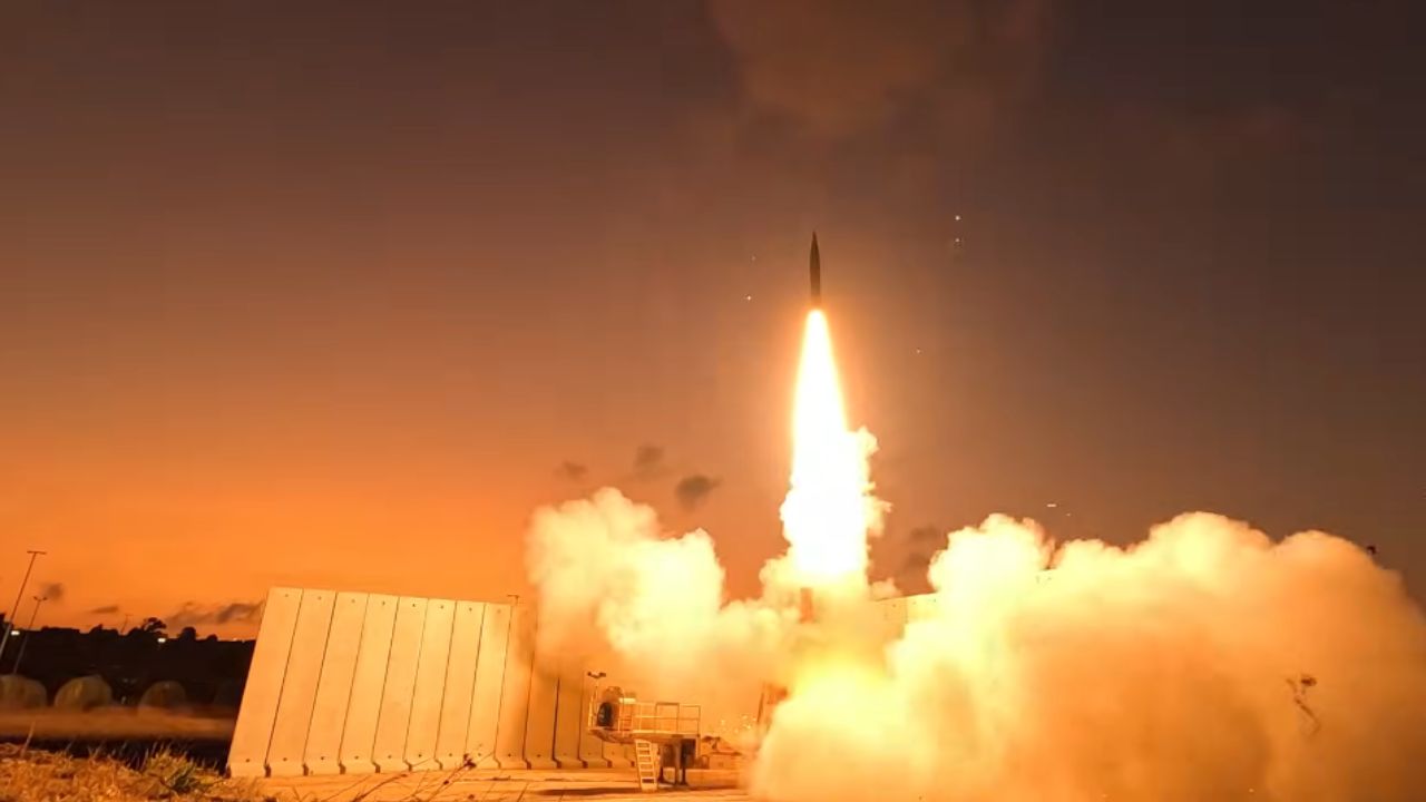 İsrail hava savunma füzesi üretimine hız veriyor