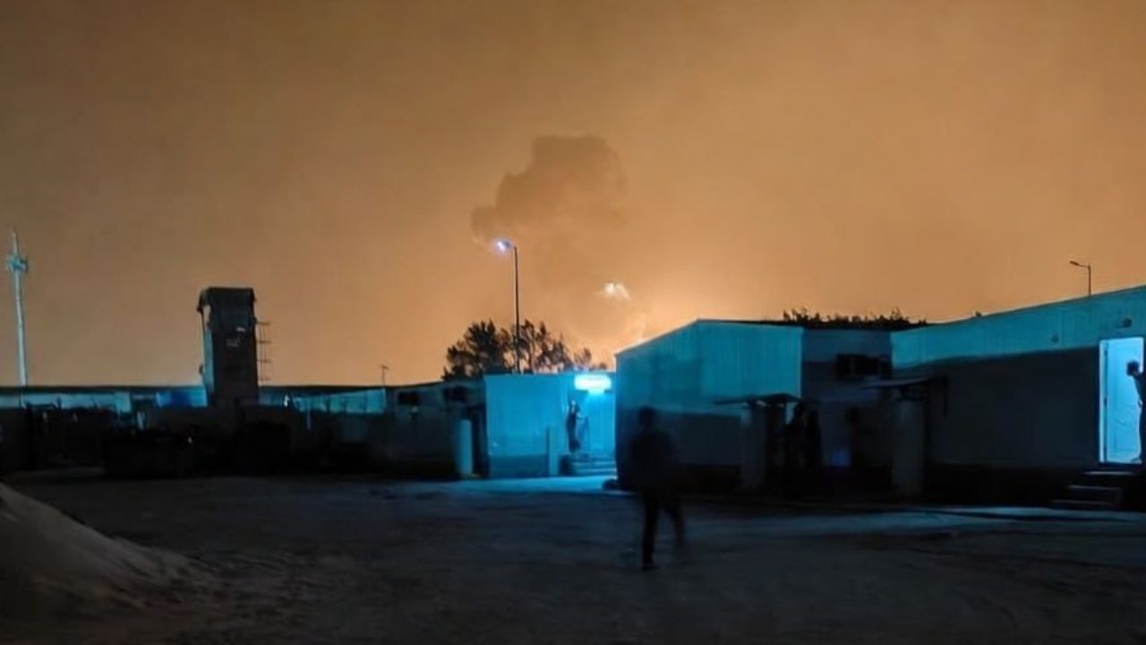 İran Suudi Arabistan'ın en büyük sanayi merkezini vurdu