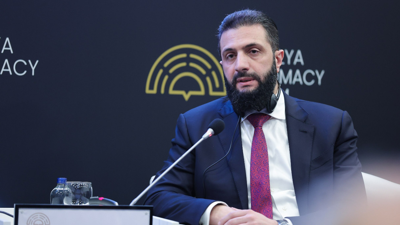 Şara: İsrail'le yeni bir güvenlik anlaşması üzerinde çalışıyoruz