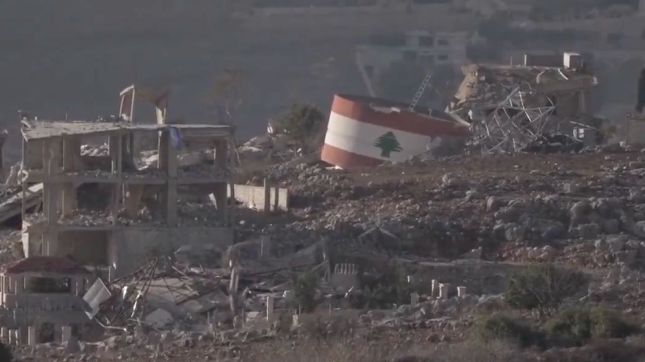 İsrail Güney Lübnan'da evleri yıkmayı sürdürüyor