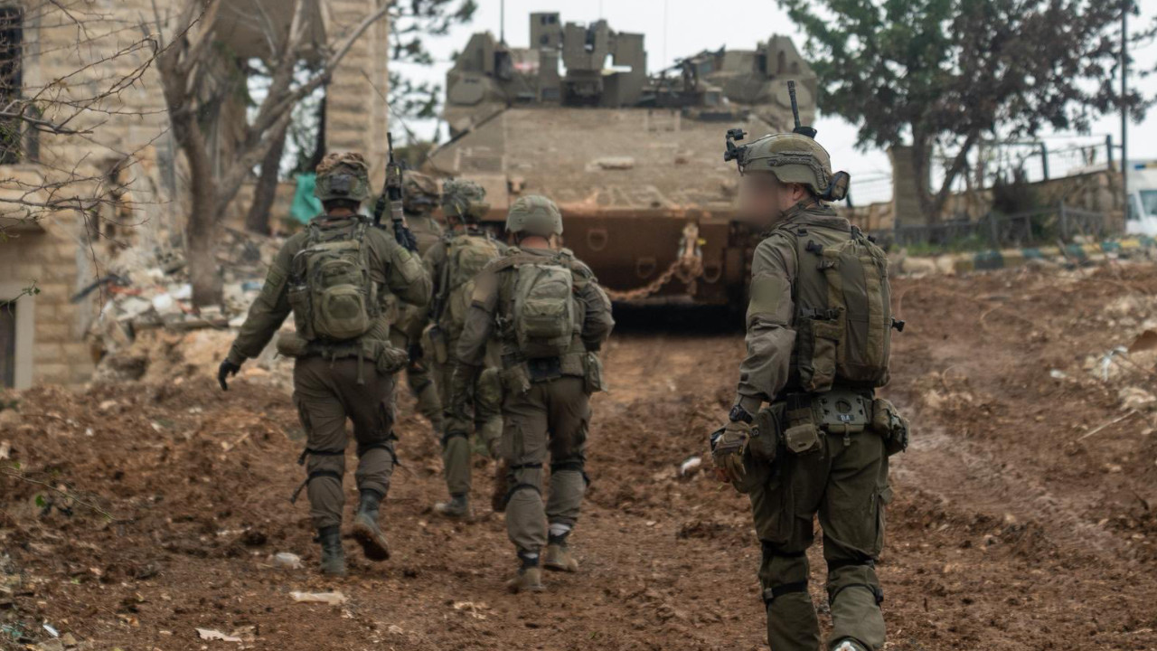 Haaretz: İsrail askerleri Lübnan’da ev ve dükkanları yağmalıyor