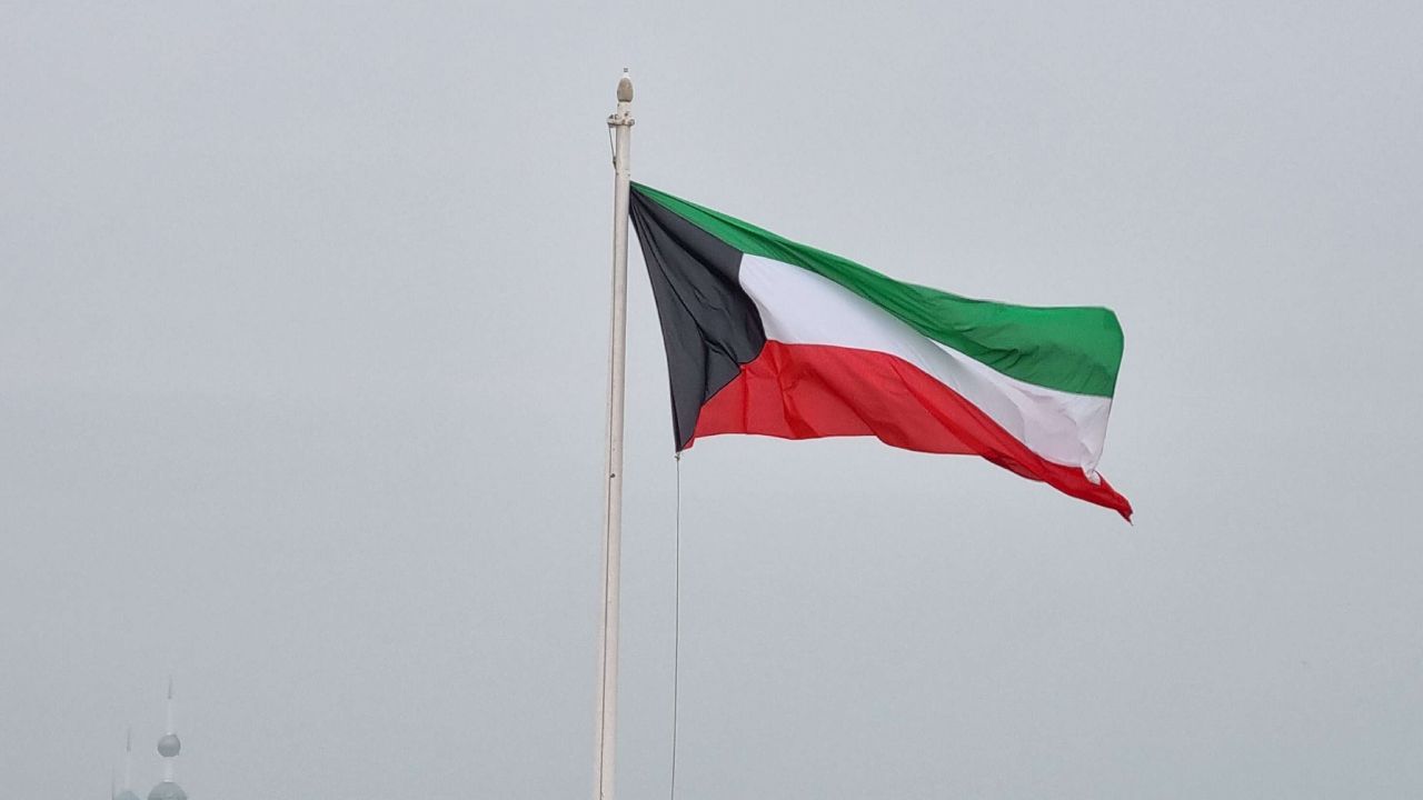 Kuveyt yönetimi 1200'den fazla kişiyi vatandaşlıktan attı