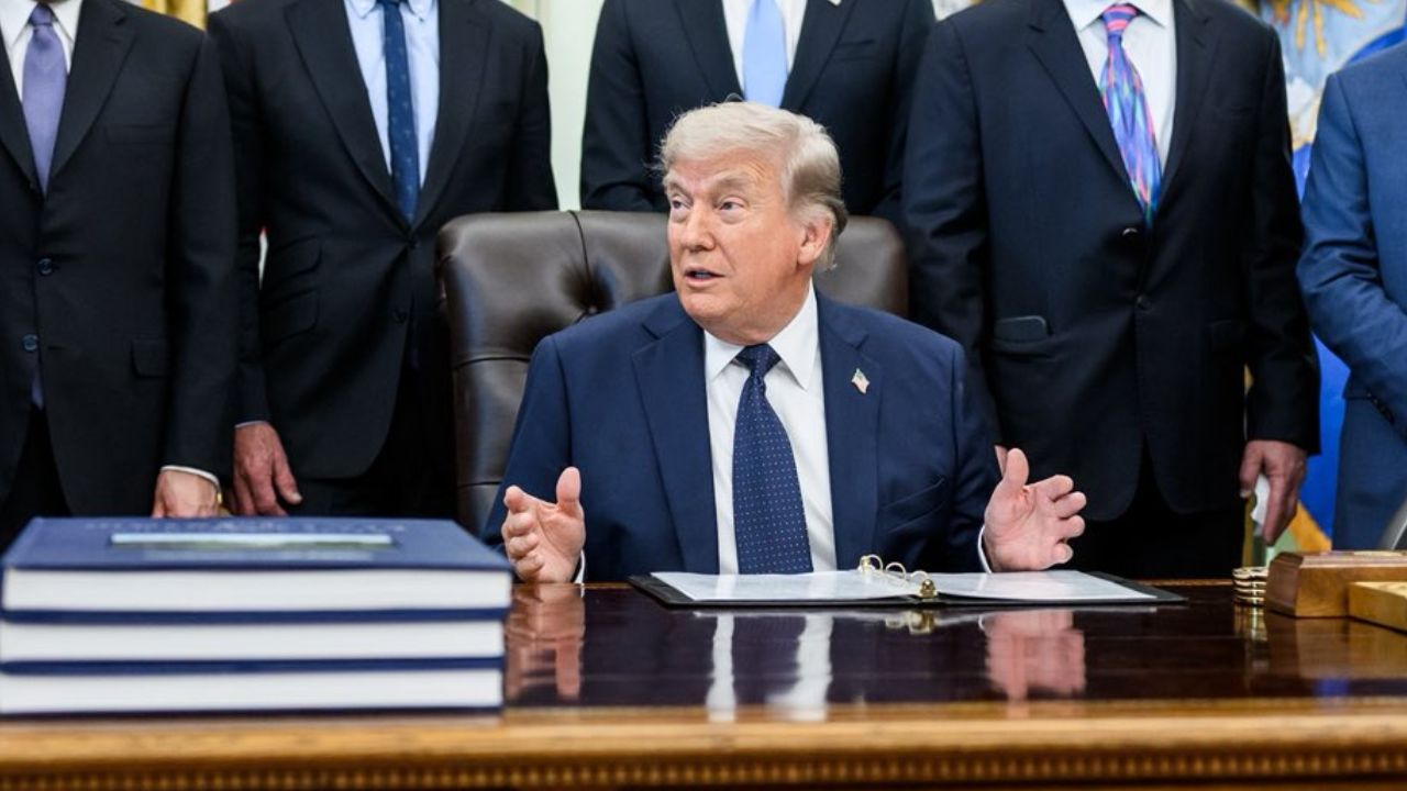 Trump İran'ın 'Hürmüz'ü açma' teklifinden memnun kalmadı