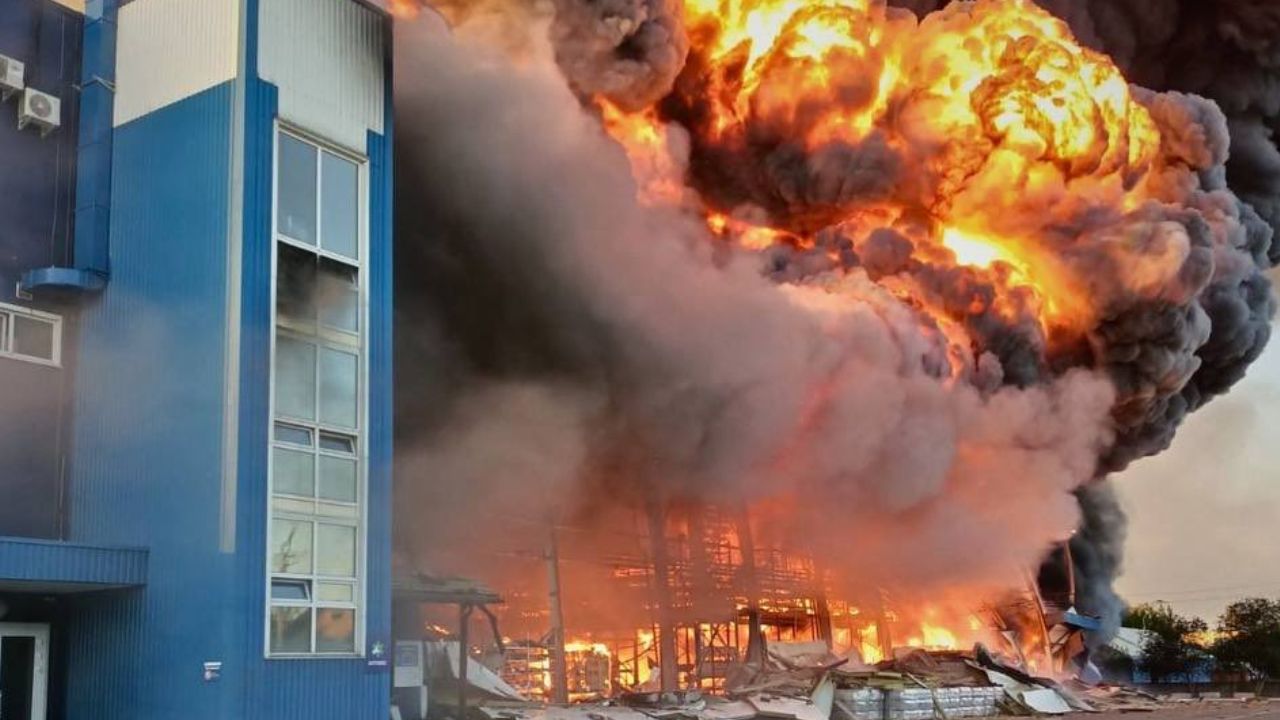 Rusya Ukrayna'nın başkenti Kiev'i yoğun saldırılarla hedef aldı