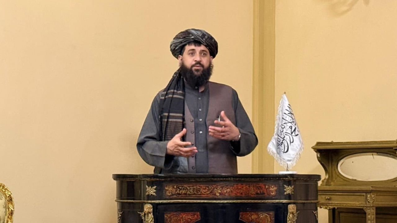 Afganistan Savunma Bakanı: Pakistan artık ülkemize hava saldırısı düzenlemeye cesaret edemeyecek