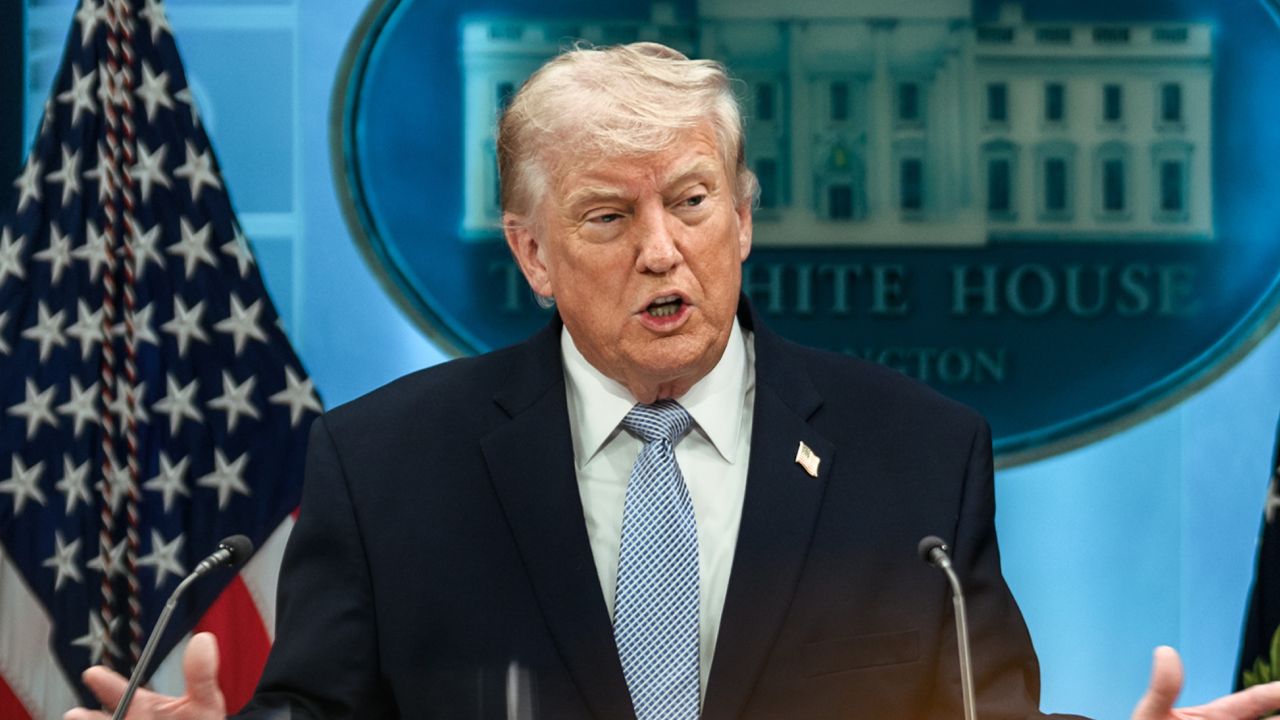 Trump: Temsilciler Meclisi'ndeki İran oylaması vatanseverce değil