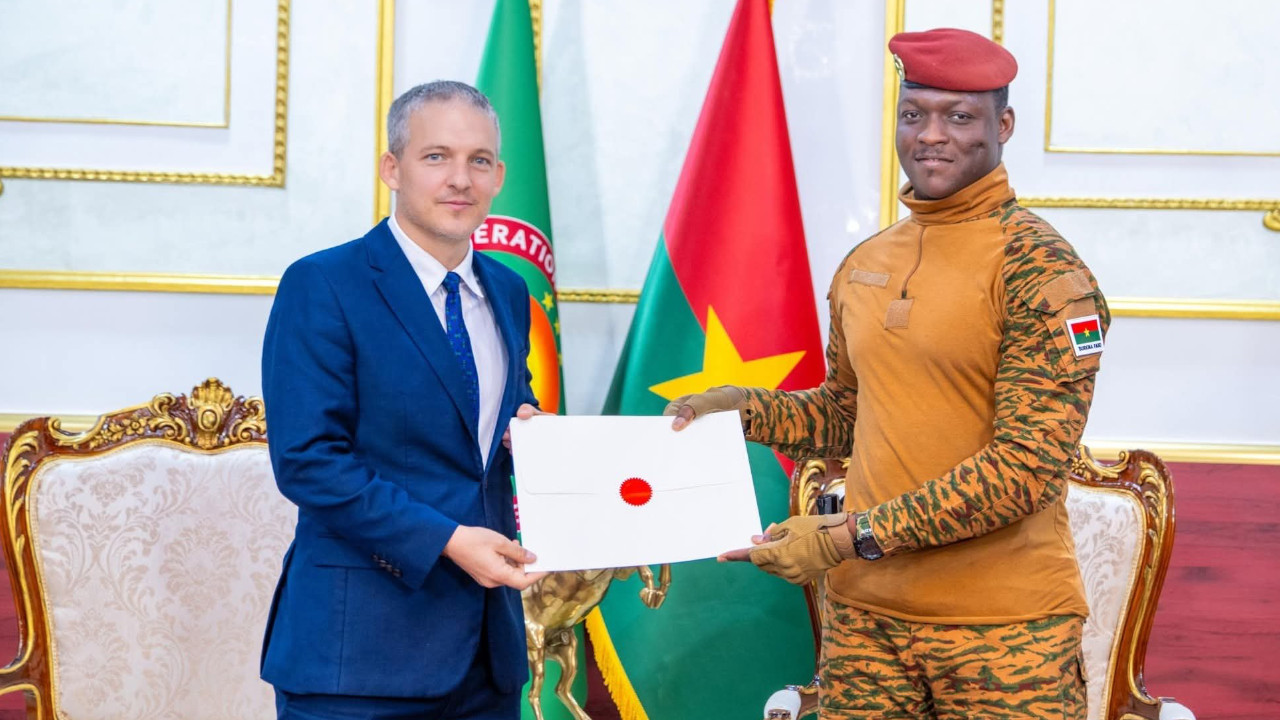 Burkina Faso cuntası İsrail'e kapılarını açtı