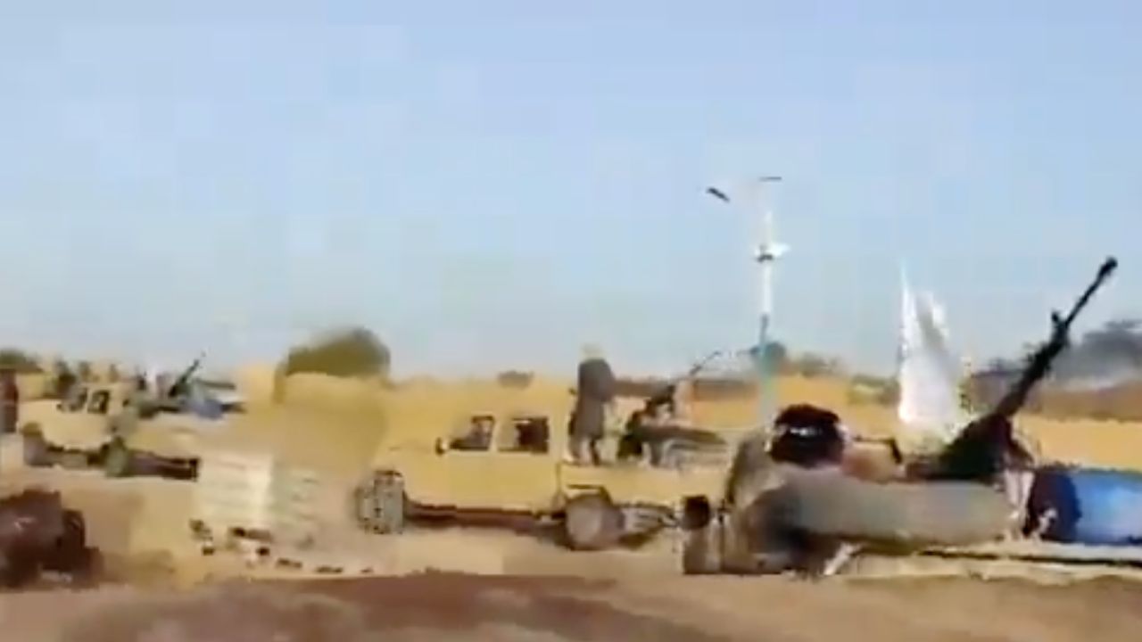 Mali'de ordu güçleri ve Rus birlikleri eş zamanlı saldırılarla hedef alındı