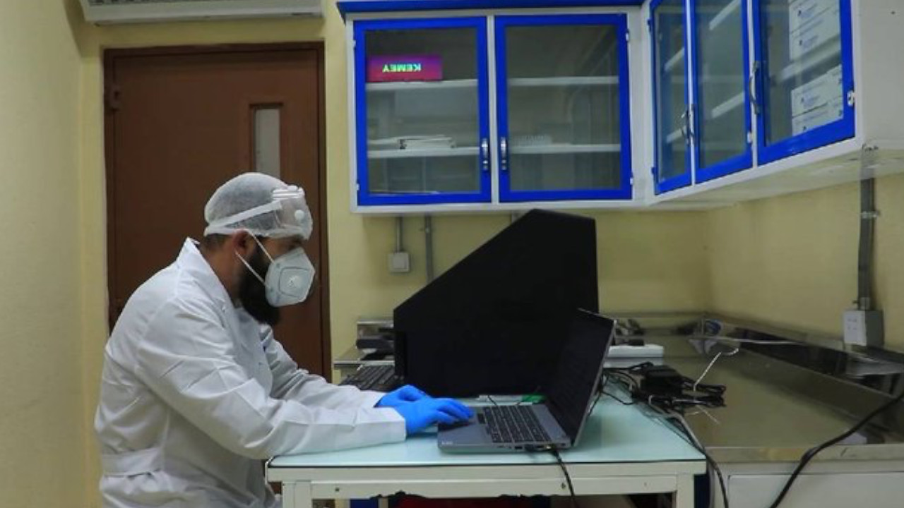 Afganistan'da ilk kez hızlı DNA tanımlama sistemi kullanılmaya başlandı