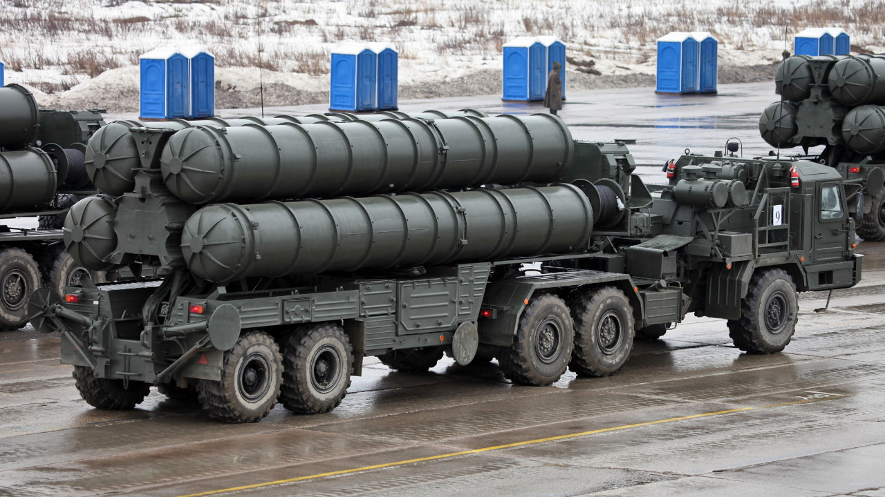 Bloomberg: Türkiye, S-400'leri elden çıkarmak için Rusya ile görüşüyor