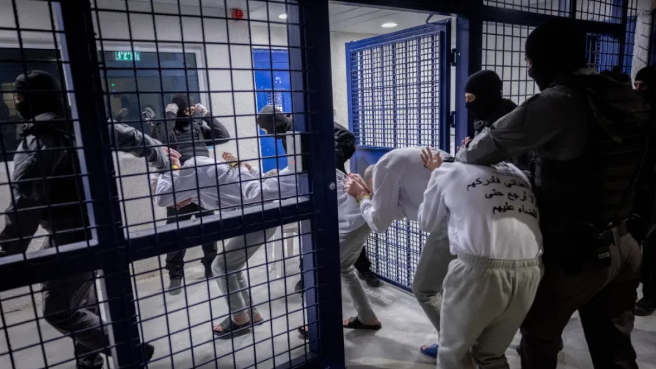 İsrail'e teslim edilebilir: Endonezya, Filistinli aktivist Abdülkerim Mikdad'ı sınır dışı etti
