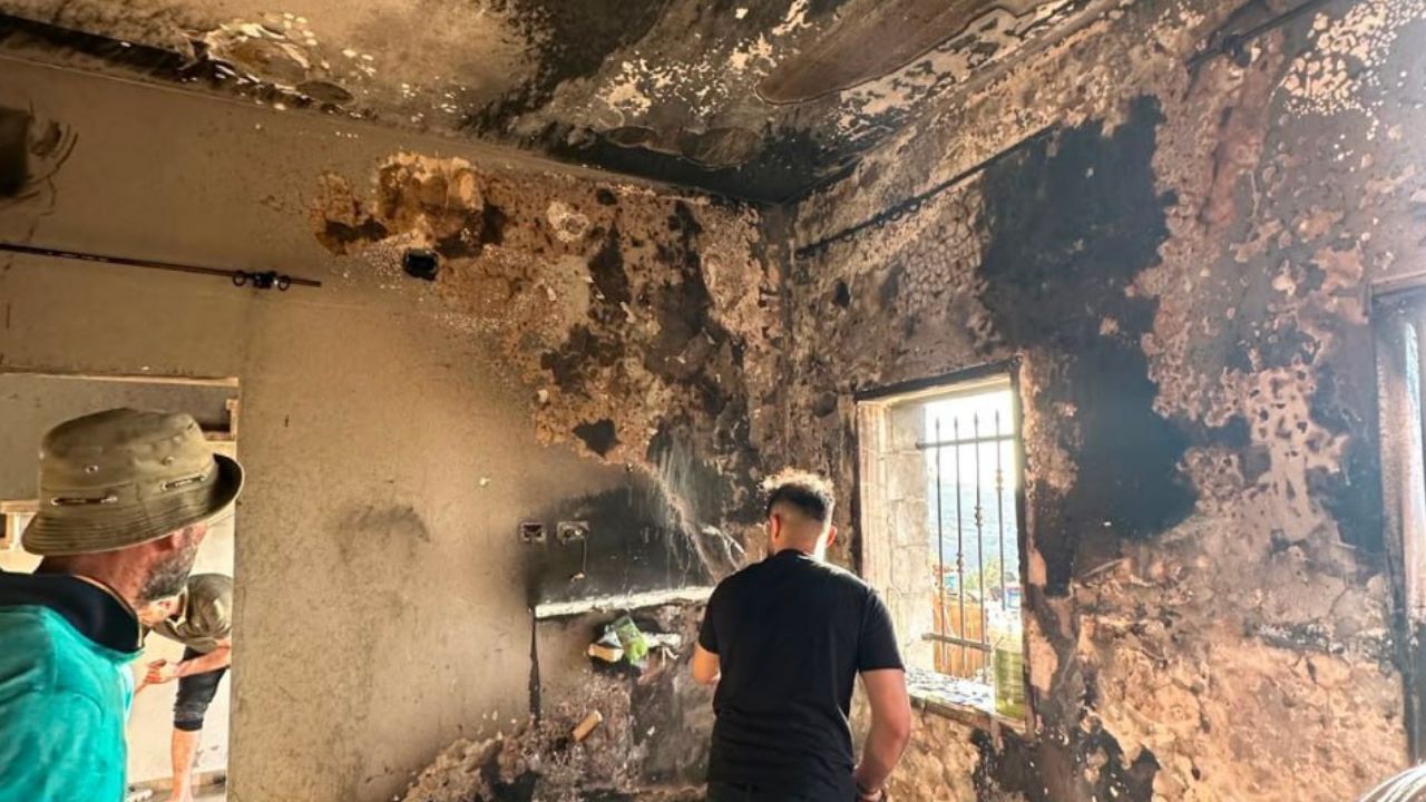 Yahudi işgalciler Batı Şeria'da evleri ateşe verdi