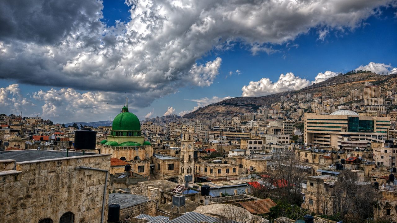Yahudi işgalcilerin kuşatması altındaki şehir: Nablus