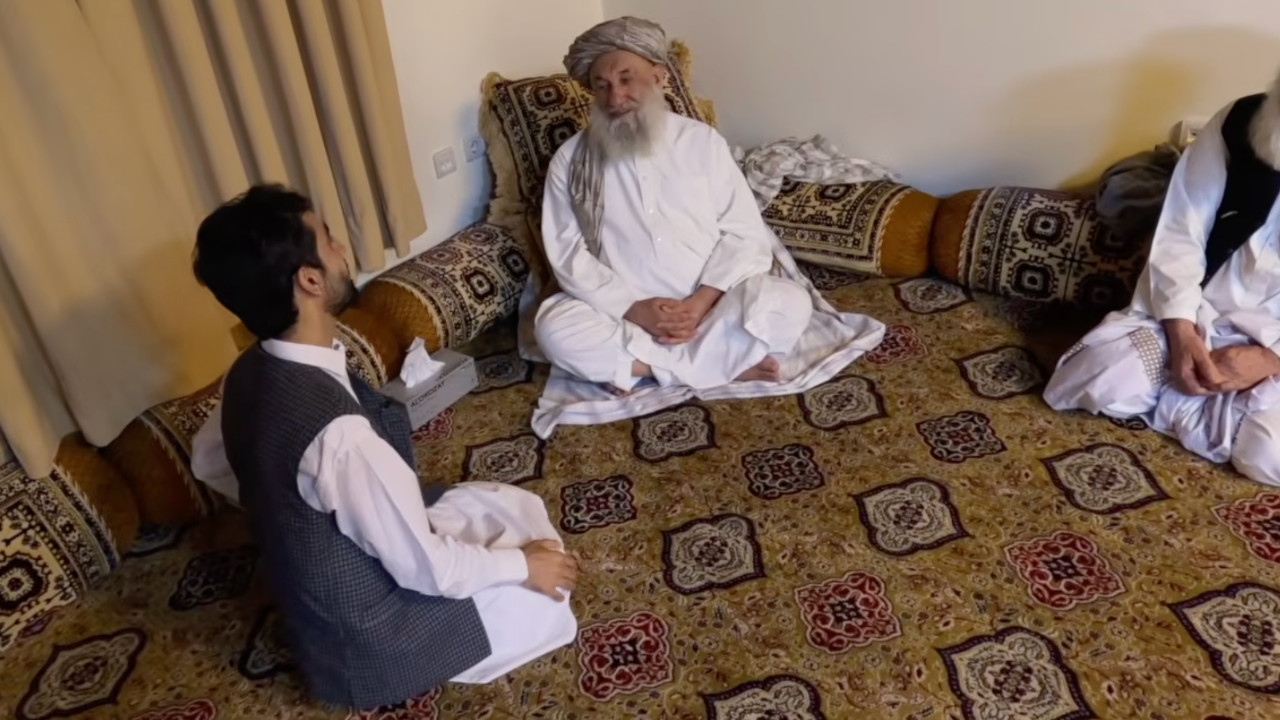 Afganistan İslam Emirliği hükümeti Kabil'deki bu mescitten yönetiliyor