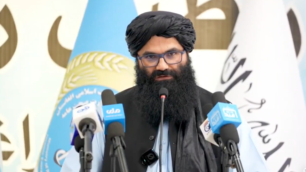 Hakkani'den yurt dışındaki Afgan siyasilere "ülkenize dönün" çağrısı