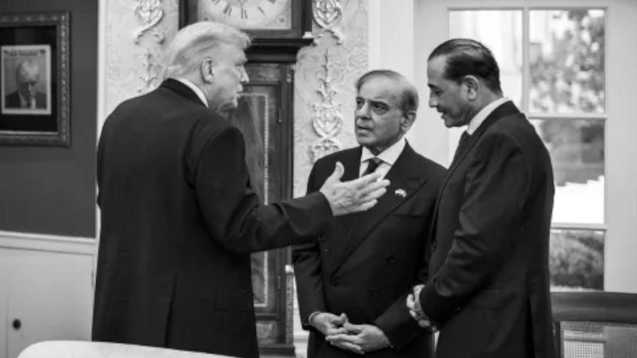 Trump, İran'ı müzakere masasına çekmek için Pakistan'ı devreye soktu