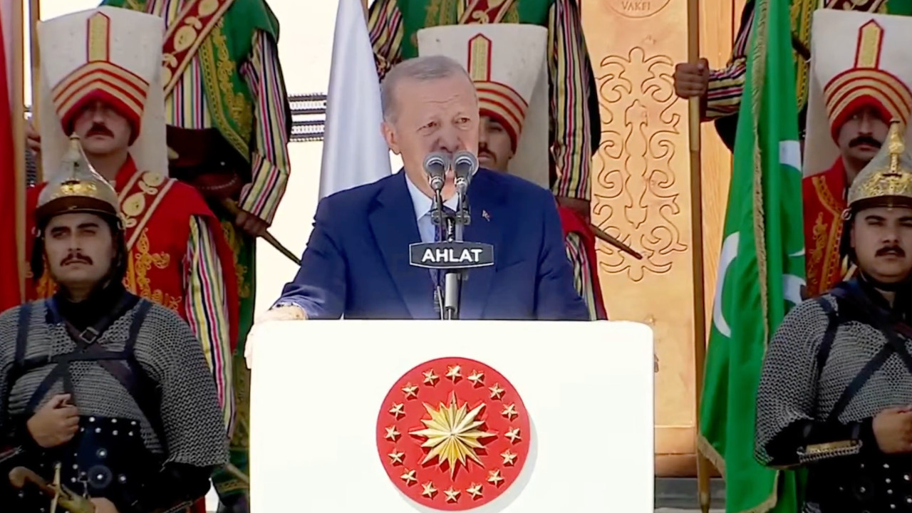 Erdoğan'dan Suriye'deki İsrail saldırısı sonrası ilk açıklama: "Bizim de bir hesabımız, planımız var"