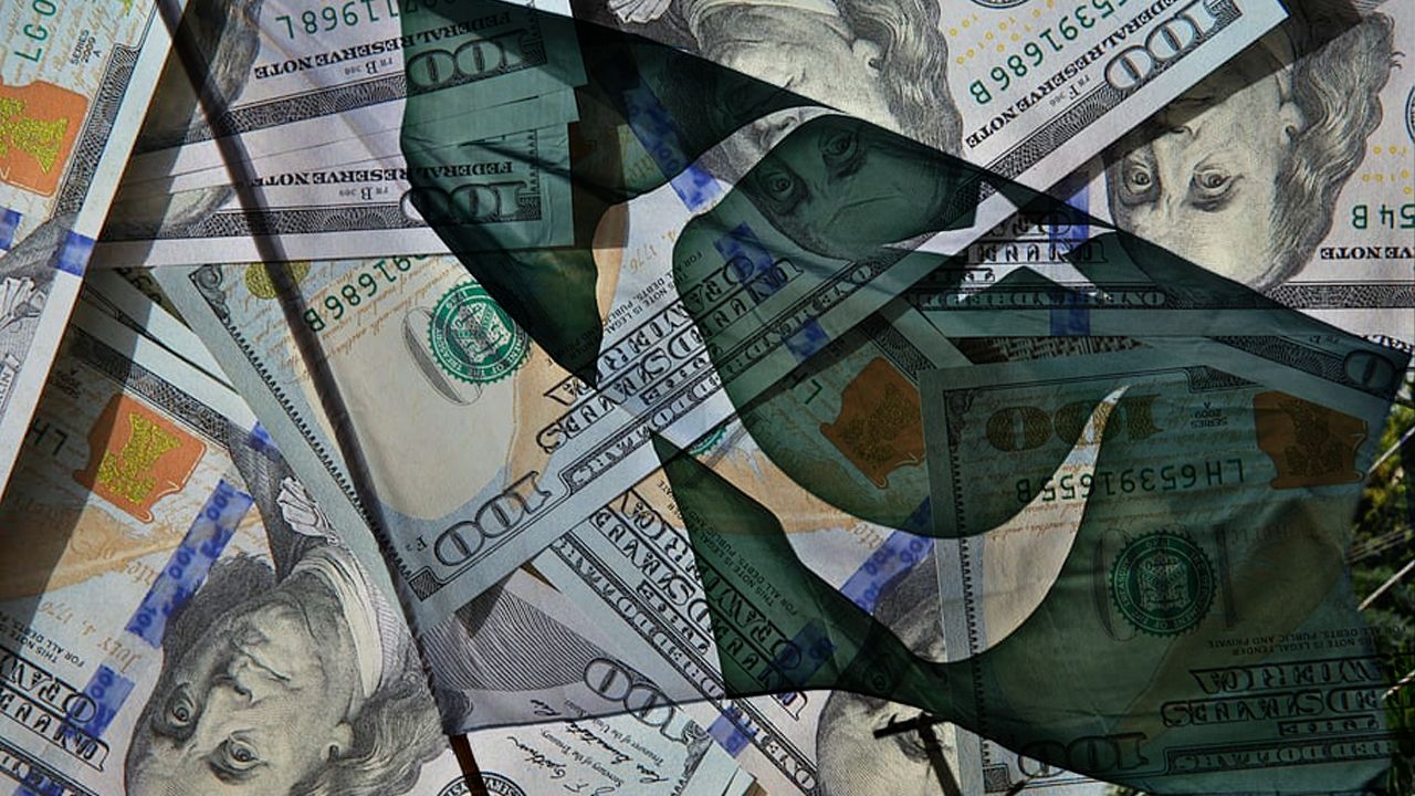 Pakistan yönetimi ABD'den 10 milyar dolar yardım istedi
