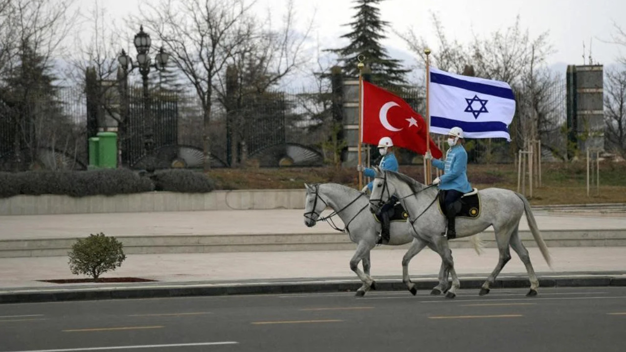 Türkiye, İsrail'in Suriye saldırılarına neden karşılık vermiyor?
