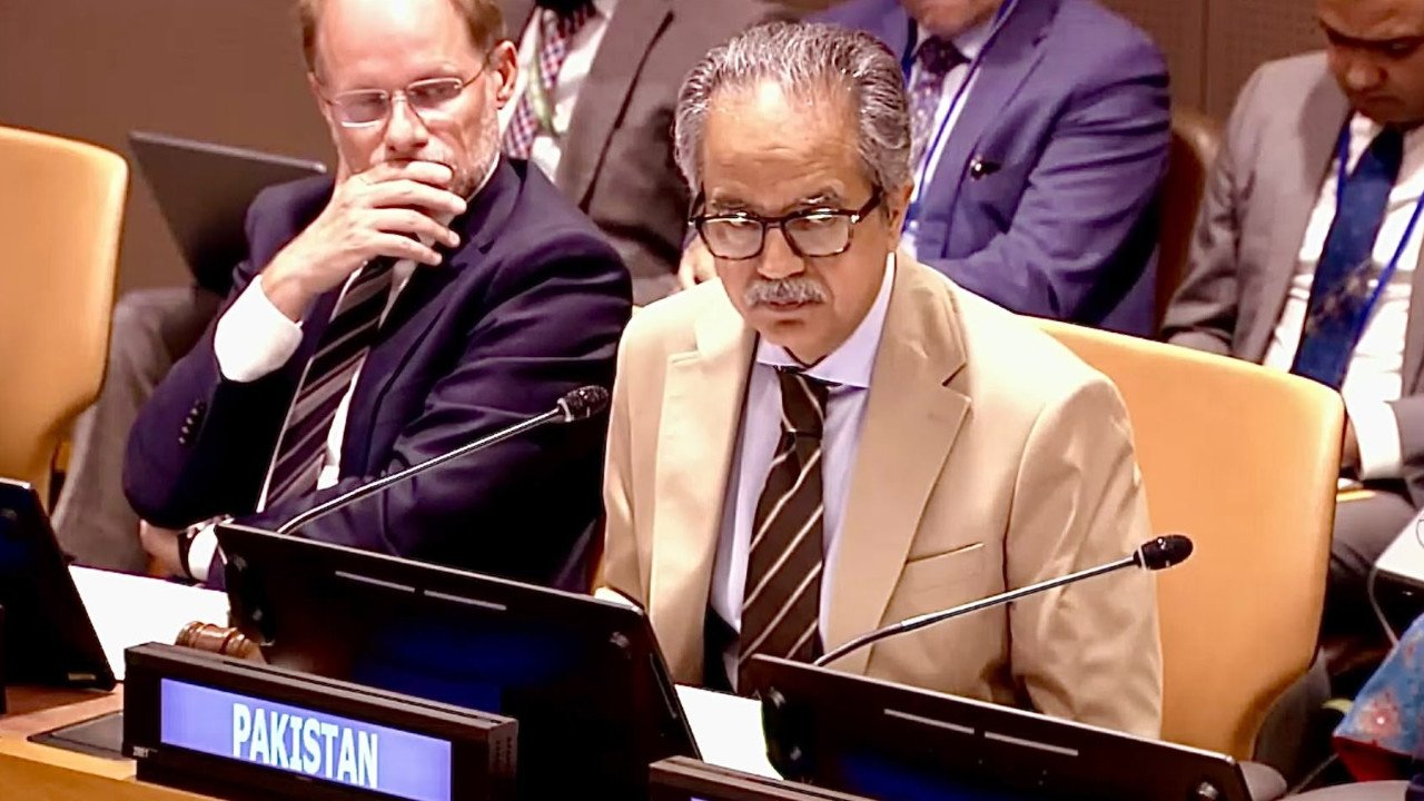 Pakistan'dan Afganistan'a yeni saldırı tehdidi: "Gerektiğinde karşılık vereceğiz"