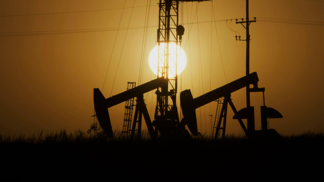 ABD'nin stratejik petrol rezervleri 44 yılın en düşük seviyesinde