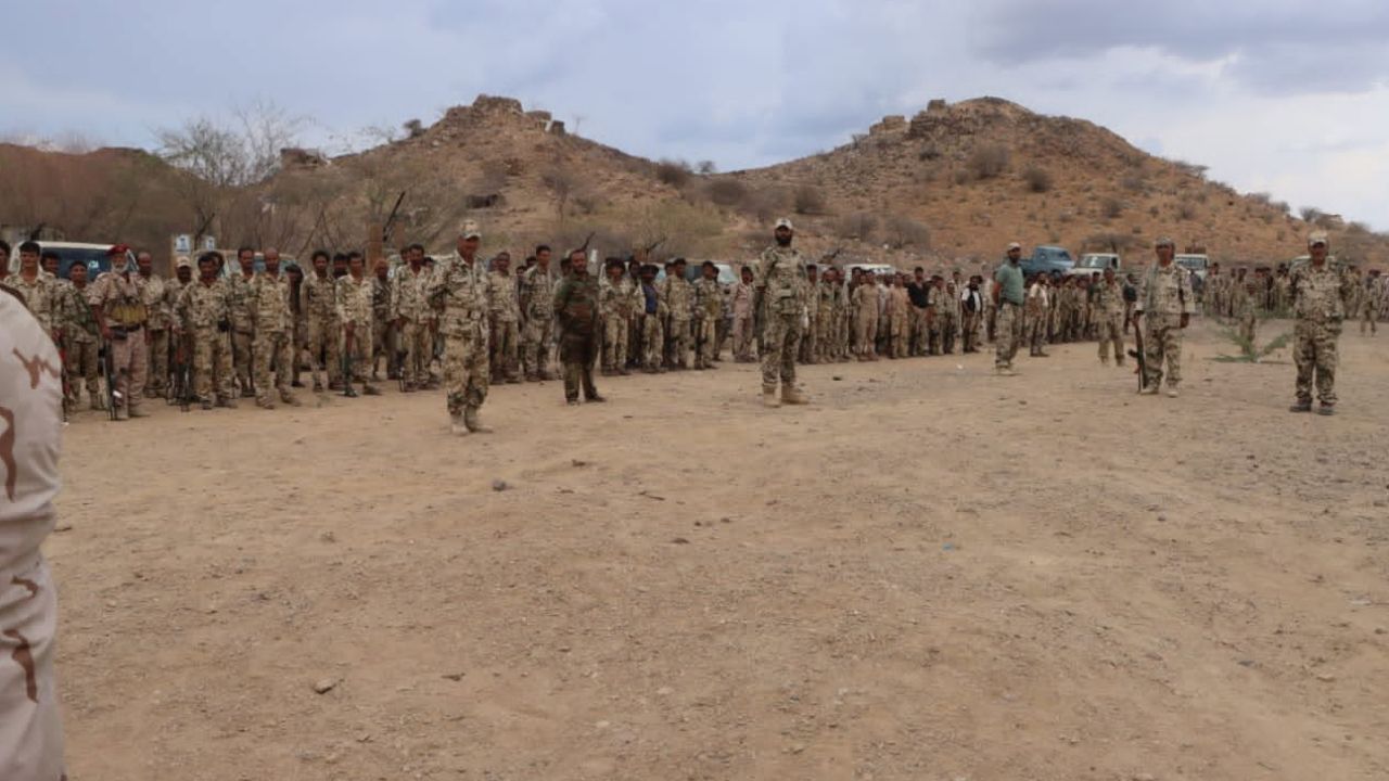 Suudi Arabistan ve Yemenli müttefikleri Husilere karşı harekata hazırlanıyor