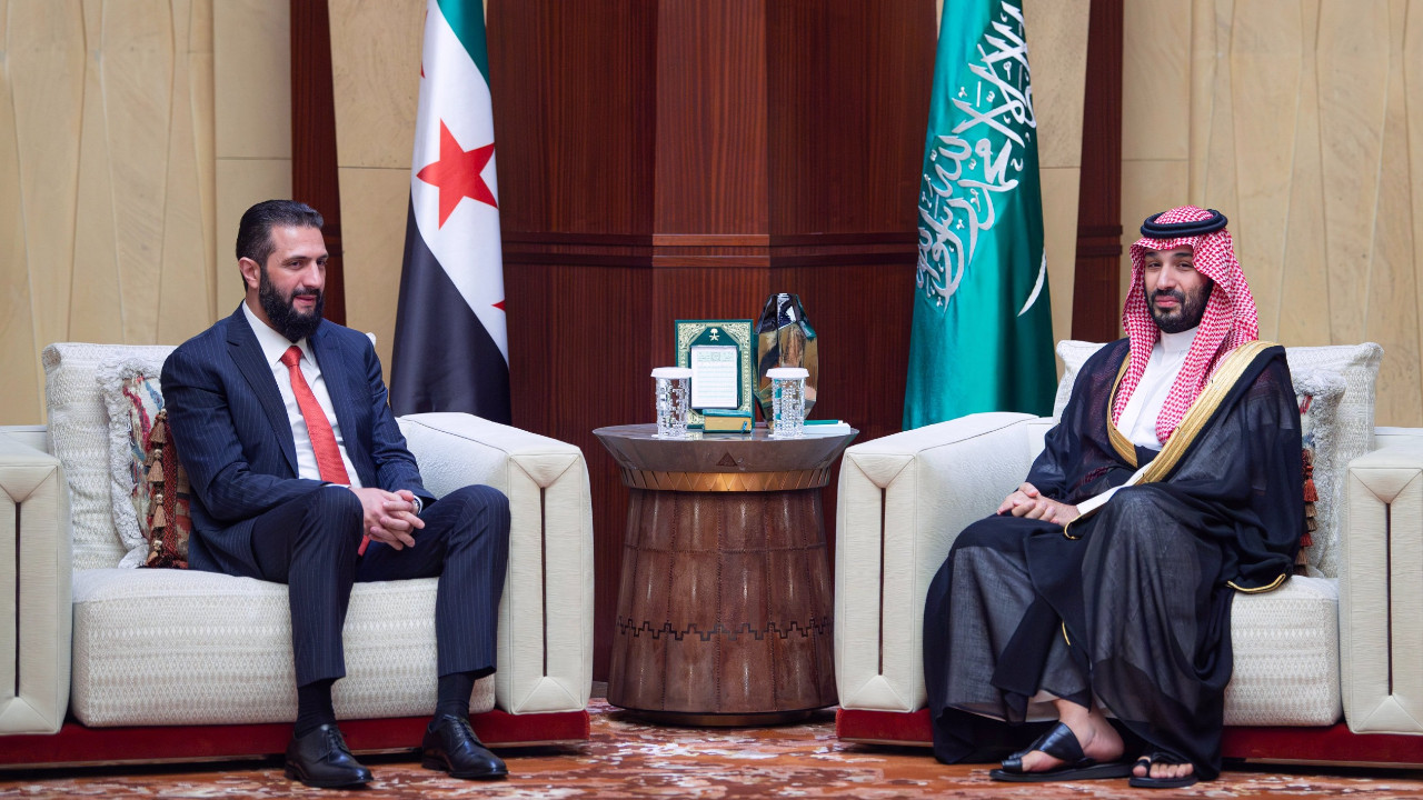 Ahmed Şara Riyad'da Muhammed bin Selman ile görüştü
