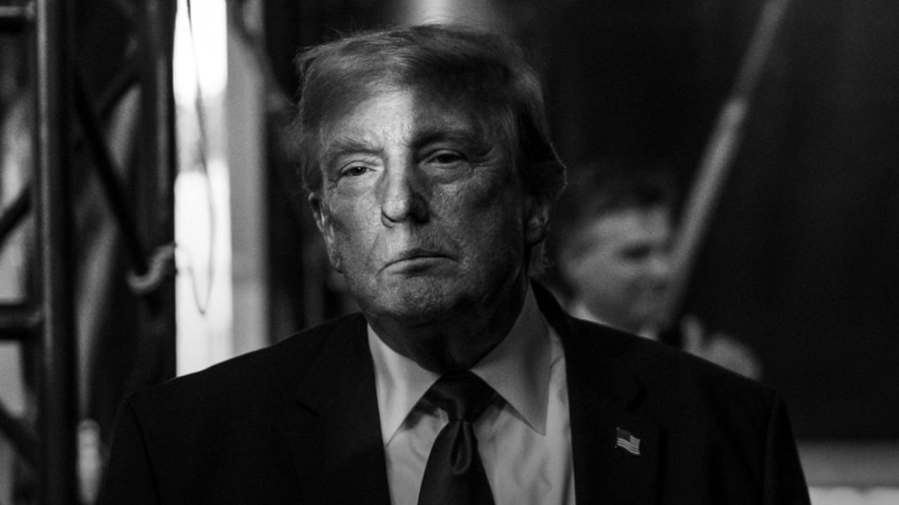 Trump: İslam Fransa'yı ele geçirmeye çalışıyor