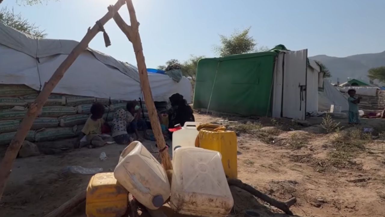 Yemen'deki çatışmalar nedeniyle 200 bini aşkın insan evlerini terk etti