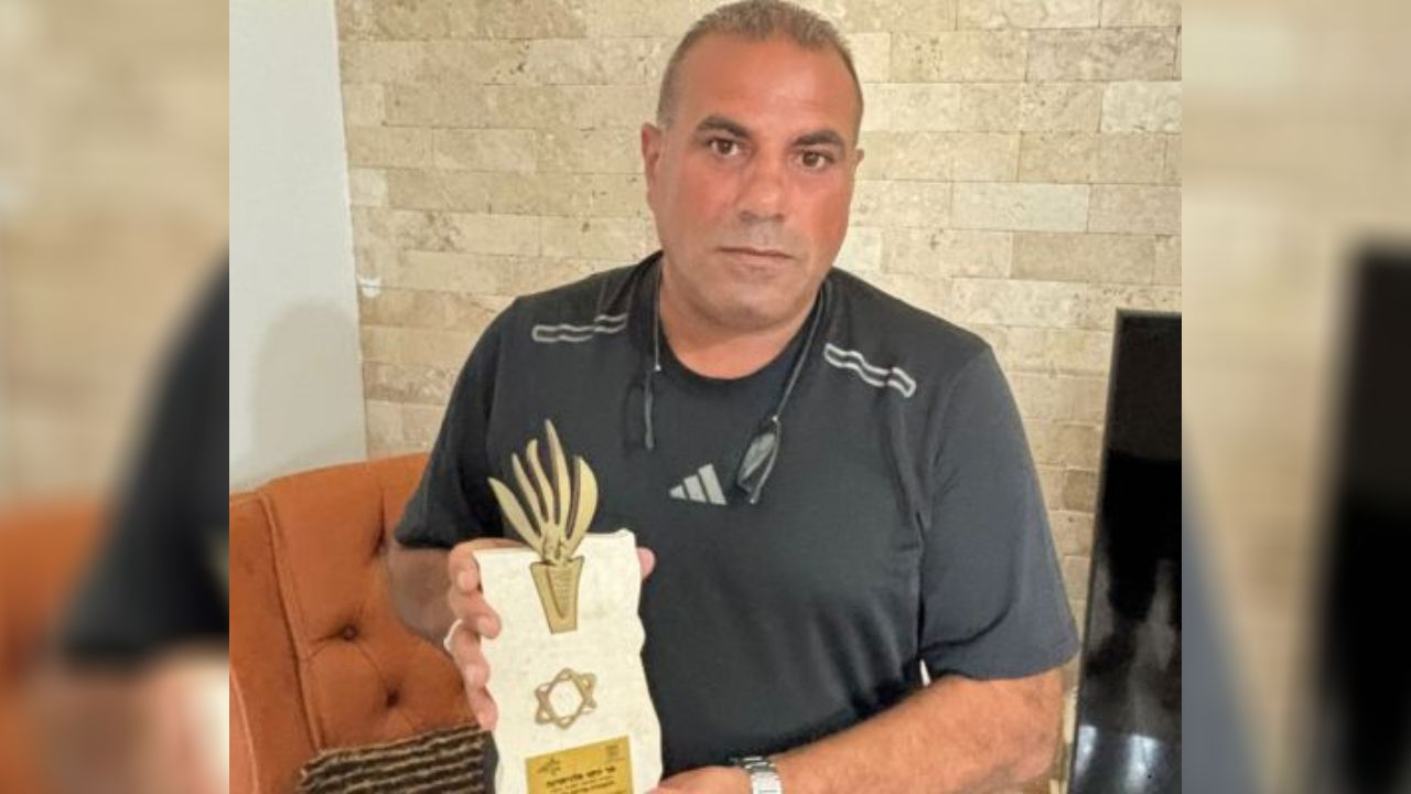 İsrail, 7 Ekim saldırısında Yahudileri kurtaran Filistinliye ait binaları yıktı