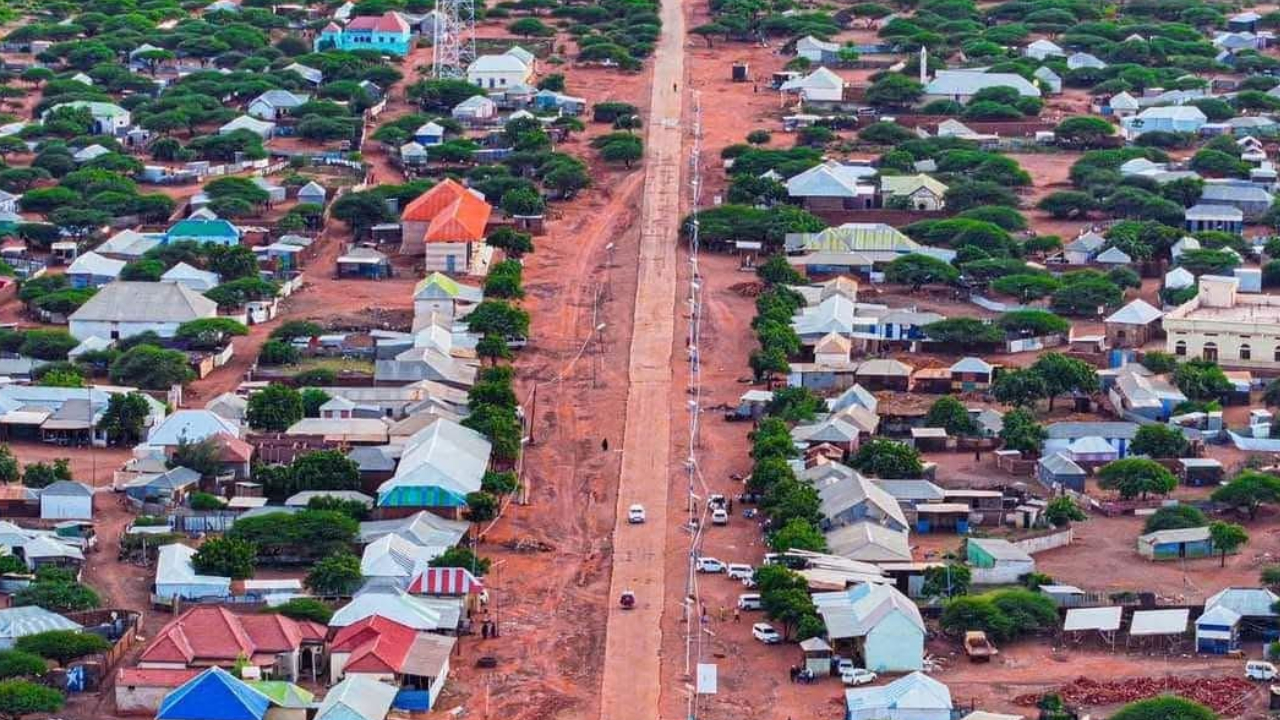 Somali'de bir yerleşim yeri daha Eş Şebab kontrolüne geçti