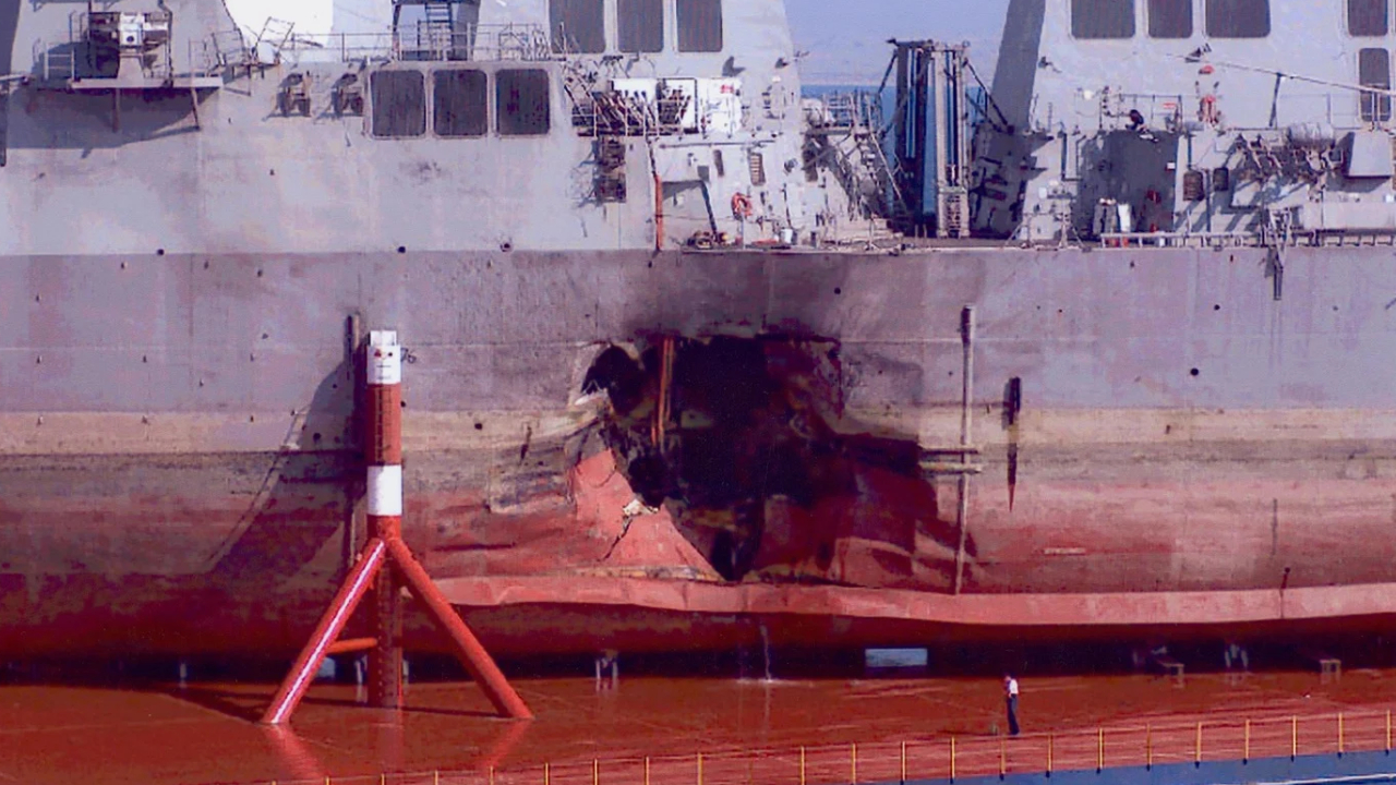 El Kaide'nin USS Cole saldırısı