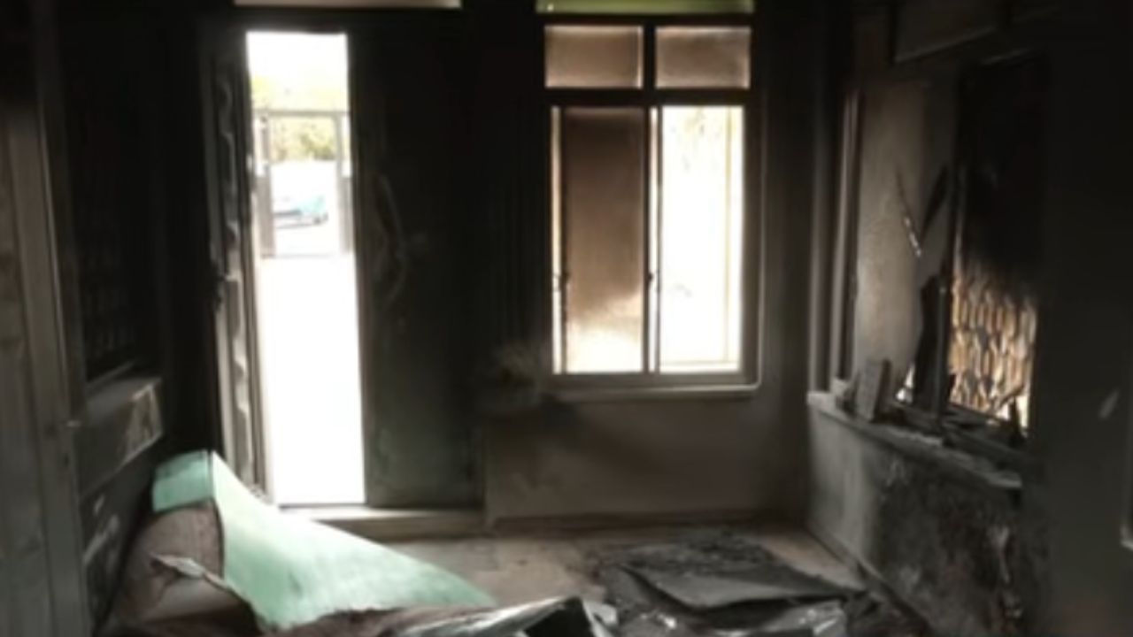 Yahudi işgalciler Batı Şeria'da bir camiyi ateşe verdi