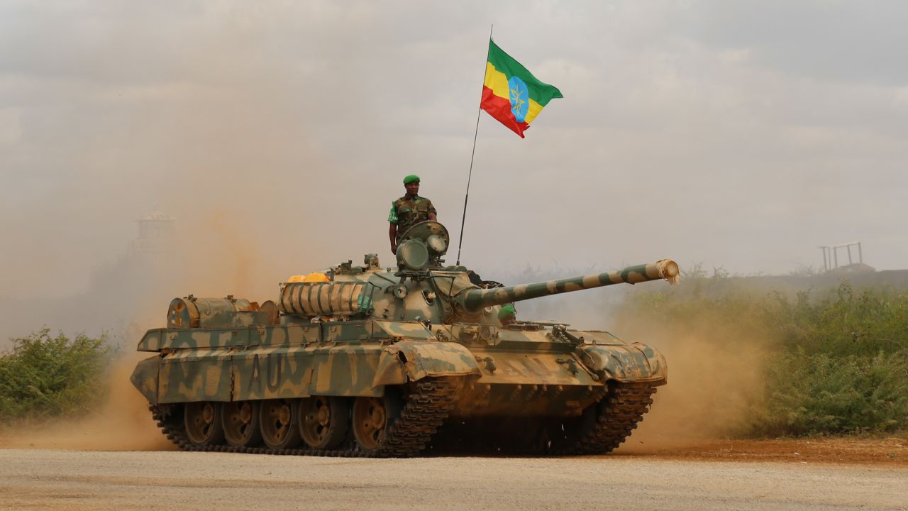 Etiyopya ordusu Eritre sınır hattına ilerliyor