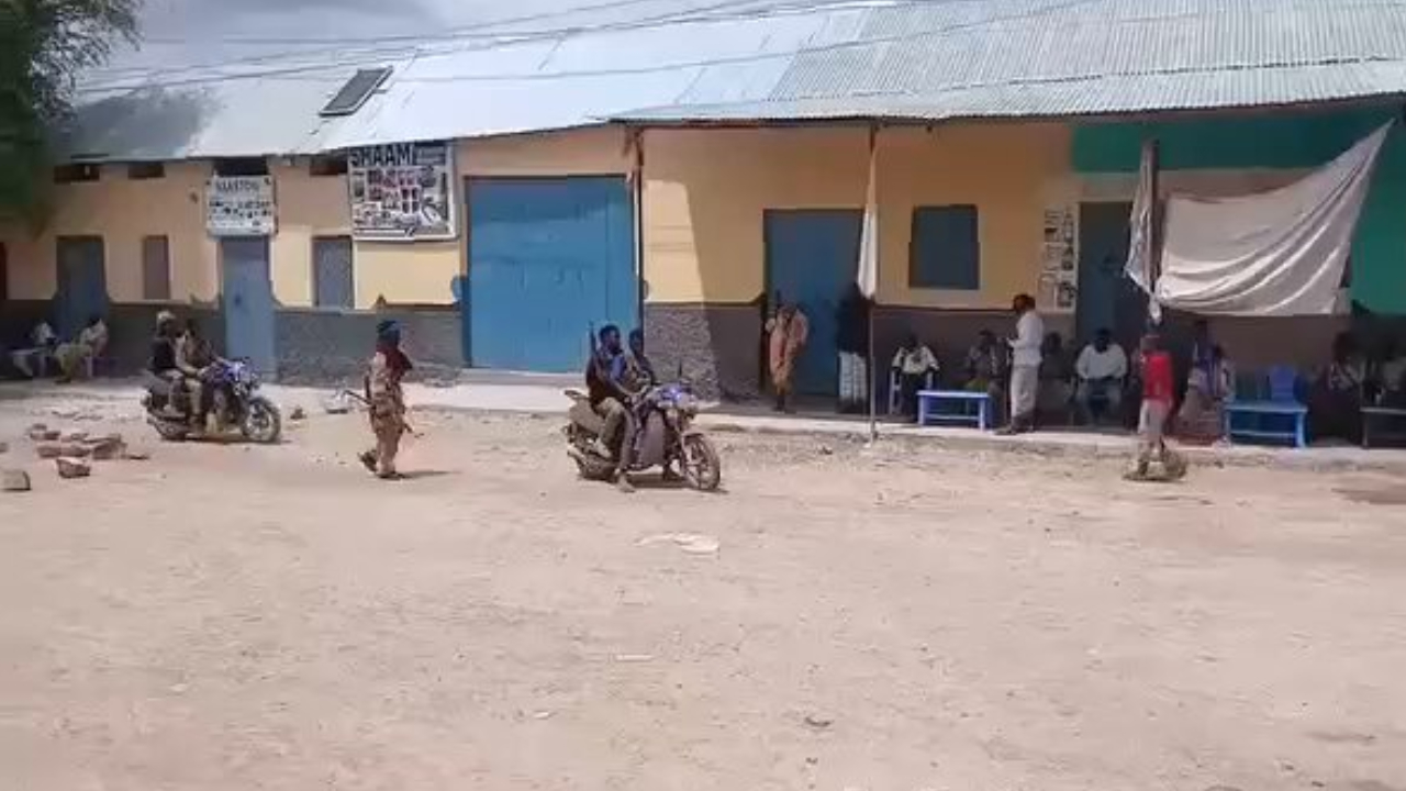 Somali'de muhalif güçler hükümete karşı ilerliyor: Birçok yerleşim yeri ele geçirildi