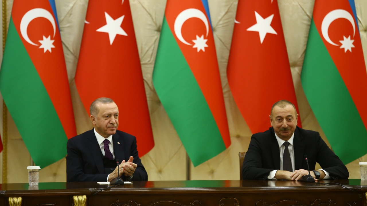 Azerbaycan 31 Türk vatandaşını "istenmeyen kişi" ilan etti