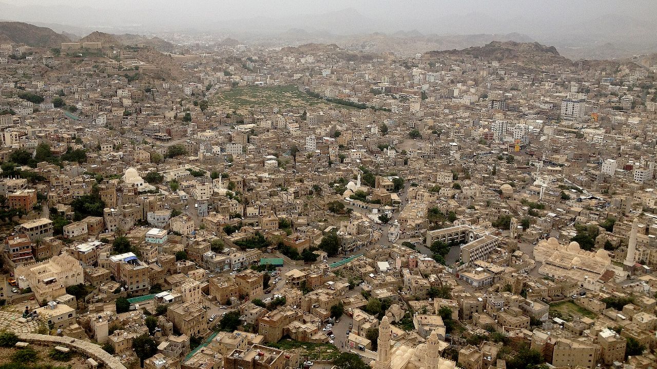 Yemen'de hükümet güçleri Taiz kuşatmasını kırmak için saldırıya hazırlanıyor