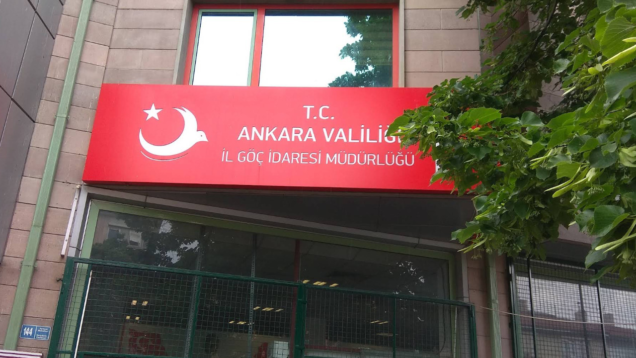 Türkiye'ye sığınan Kırgız aile 11 aydır geri gönderme merkezinde tutuluyor
