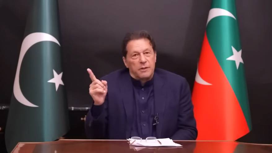 İmran Han: Ordu komutanı Asım Munir Afganistan ile gerilimi kasıtlı olarak körüklüyor