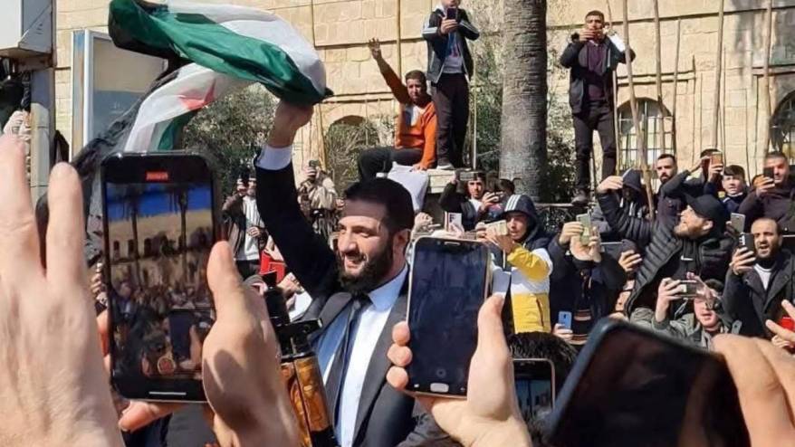 Ahmed Şara, İdlib ve Halep'in ardından Lazkiye'de büyük coşkuyla karşılandı