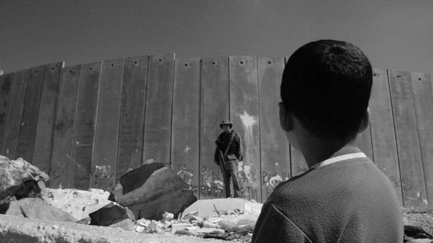 İsrail Filistinlilerin çocukluklarını nasıl çalıyor?