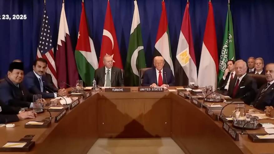 Arap ve İslam ülkeleri liderleri İsrail'in maddeleri değiştirmesine rağmen Gazze planını destekliyor