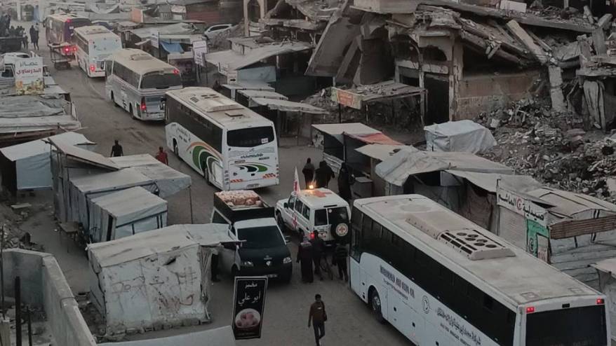 Hamas İsrailli rehineleri serbest bırakmaya başladı