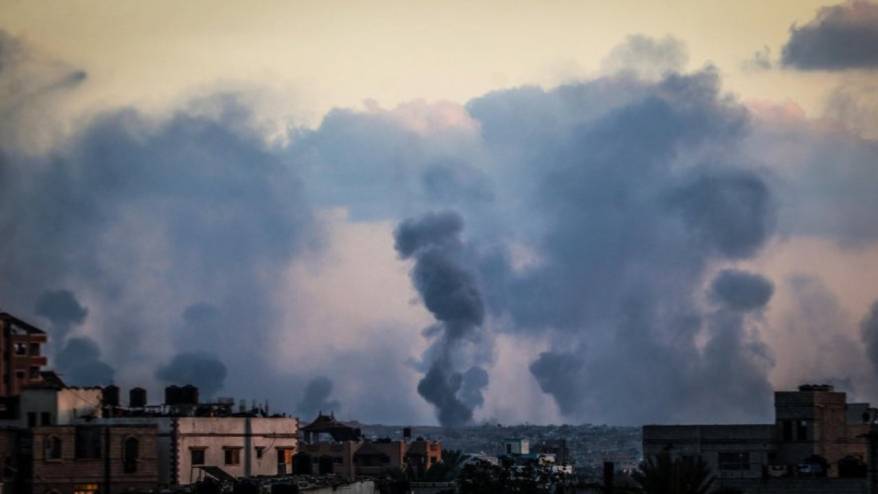 İsrail Gazze'de 44 Filistinli sivili katletti