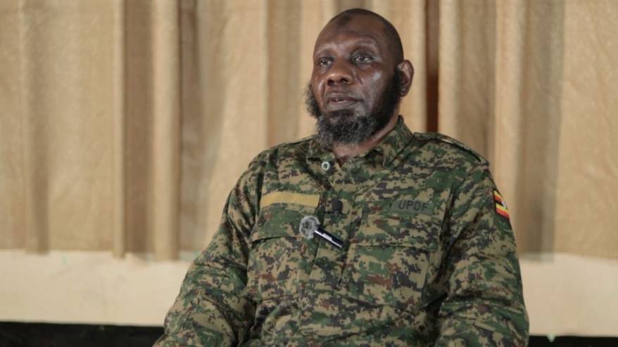 Eş Şebab Ugandalı savaş esiri askerin görüntülerini yayınladı