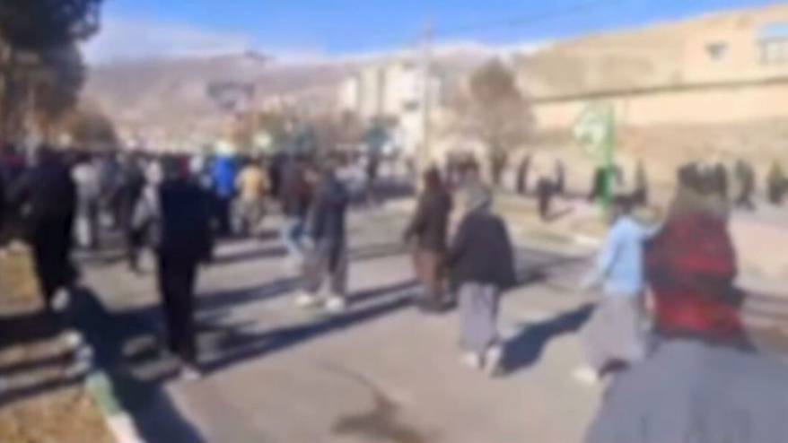 İran'daki protestolarda çıkan çatışmalarda 5 kişi daha öldü