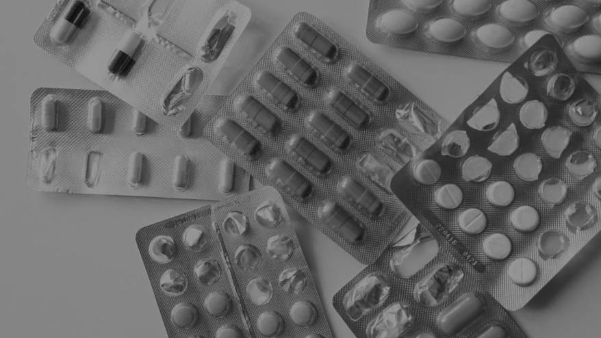 Gazze'de ilaç stoklarının yarısı tükendi