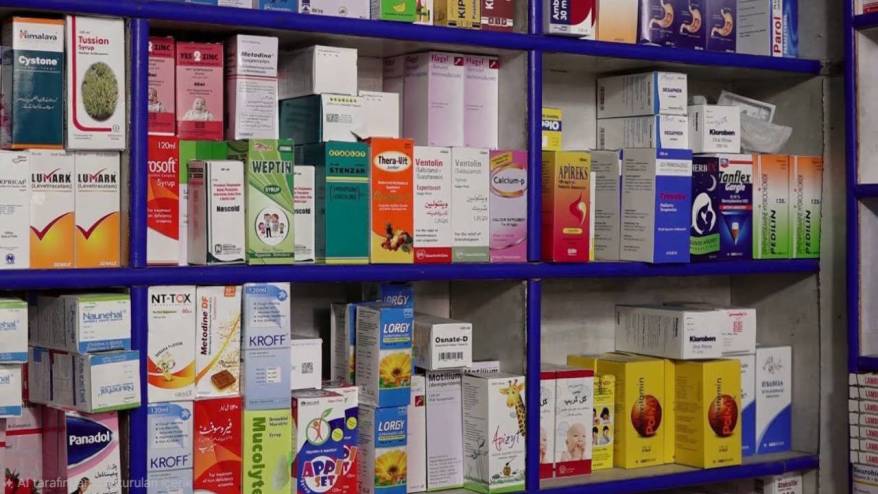 Afganistan Pakistan'dan ilaç ithalatını yasakladı