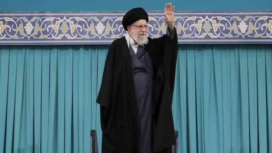 Hamaney'den 'ABD'nin uçak gemilerini batırma' tehdidi